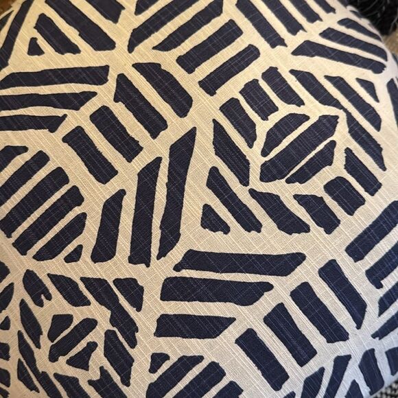 Decorative Blue/Cream Pillows (2) - Excellent Condition-Like New - Picture 5 of 7